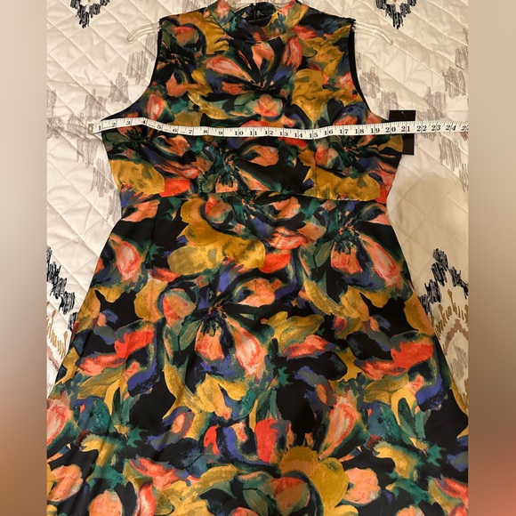 VintageTahari Multicolor Floral Maxi Tropical Print Dress. Size 14. NWT - Picture 8 of 13
